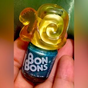 *SOLD*FREE WITH PURCHASE* (6) Teal&Gray Bon Bons nail polish 4ml bottles Unused